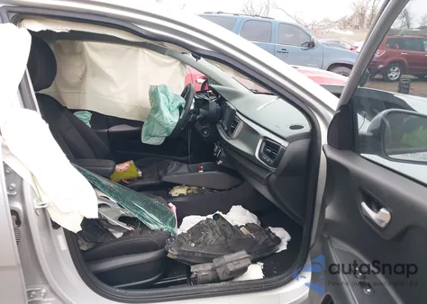 2019 Kia Rio S z USA, uszkodzony, nr VIN 3KPA24AB0KE205866